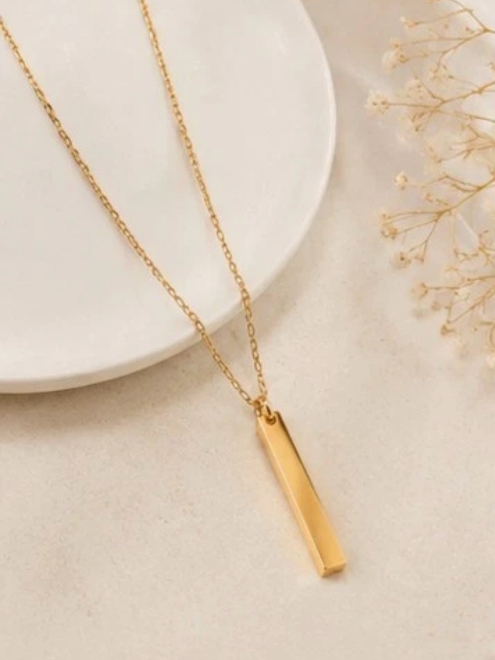Plunder Design Minimalist Verticle Gold Bar Pendant Necklace Delicate Elegance - Picture 2 of 4